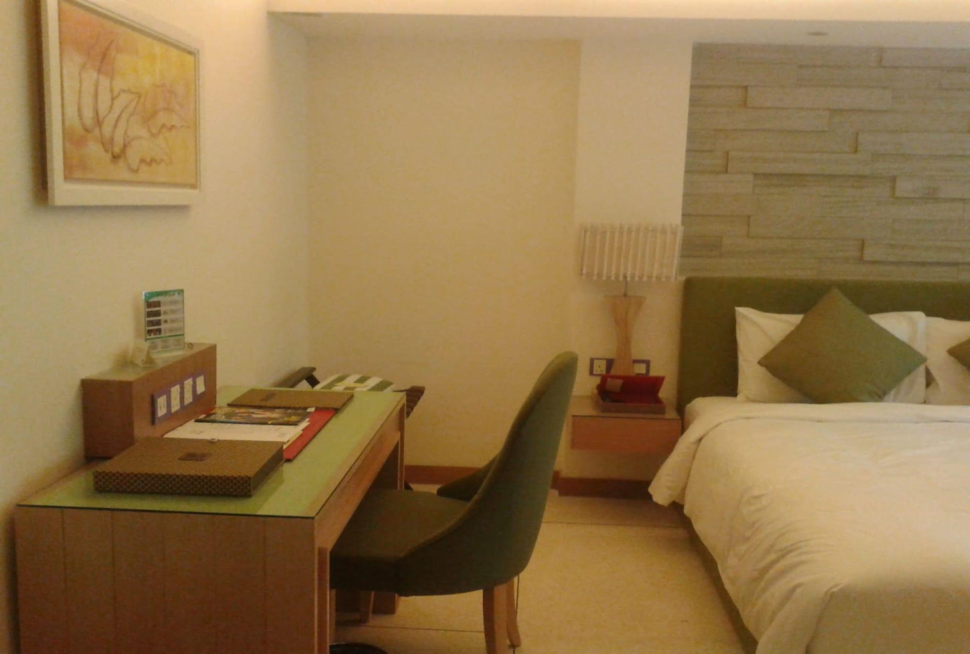 Hotel Cyberview & 5*
