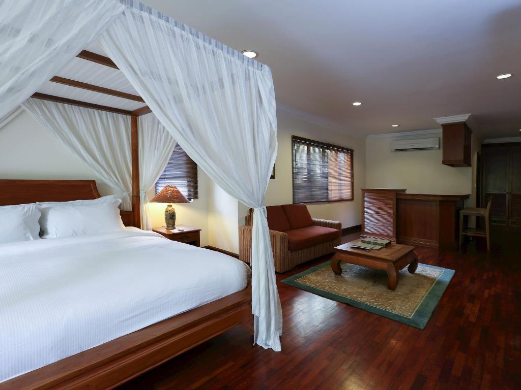 Cyberview & Hotel 5*